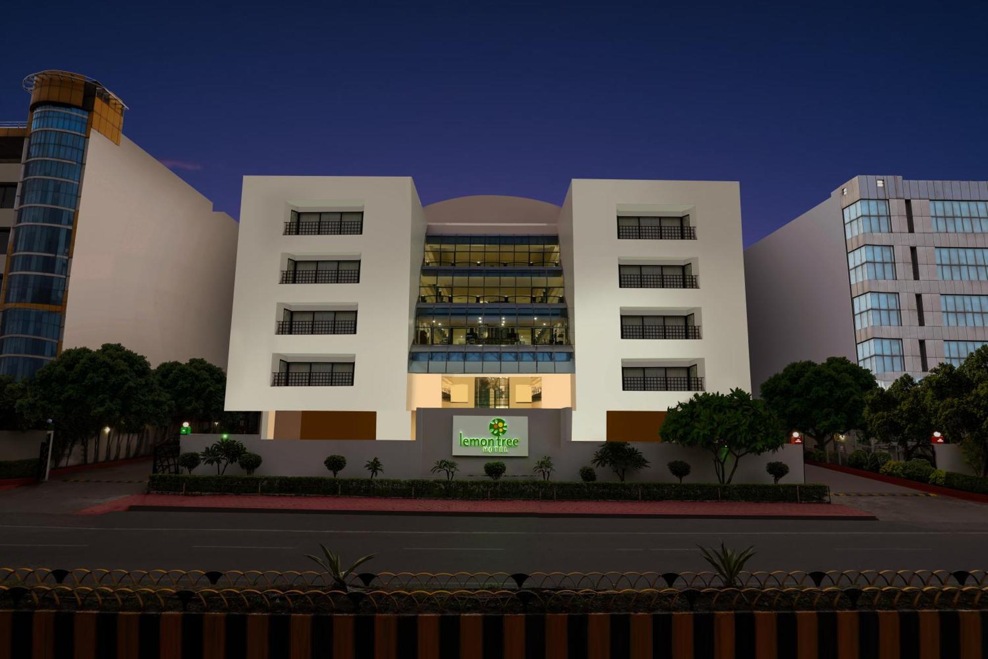 Lemon Tree Hotel, Indore Exterior foto