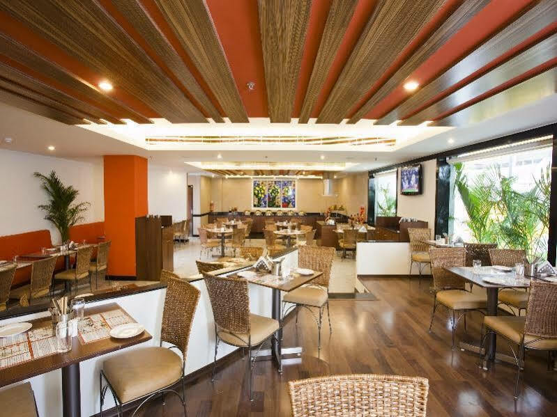 Lemon Tree Hotel, Indore Exterior foto